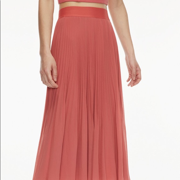 Aritzia Dresses & Skirts - ARITZIA WILFRED Twirl Midi Skirt